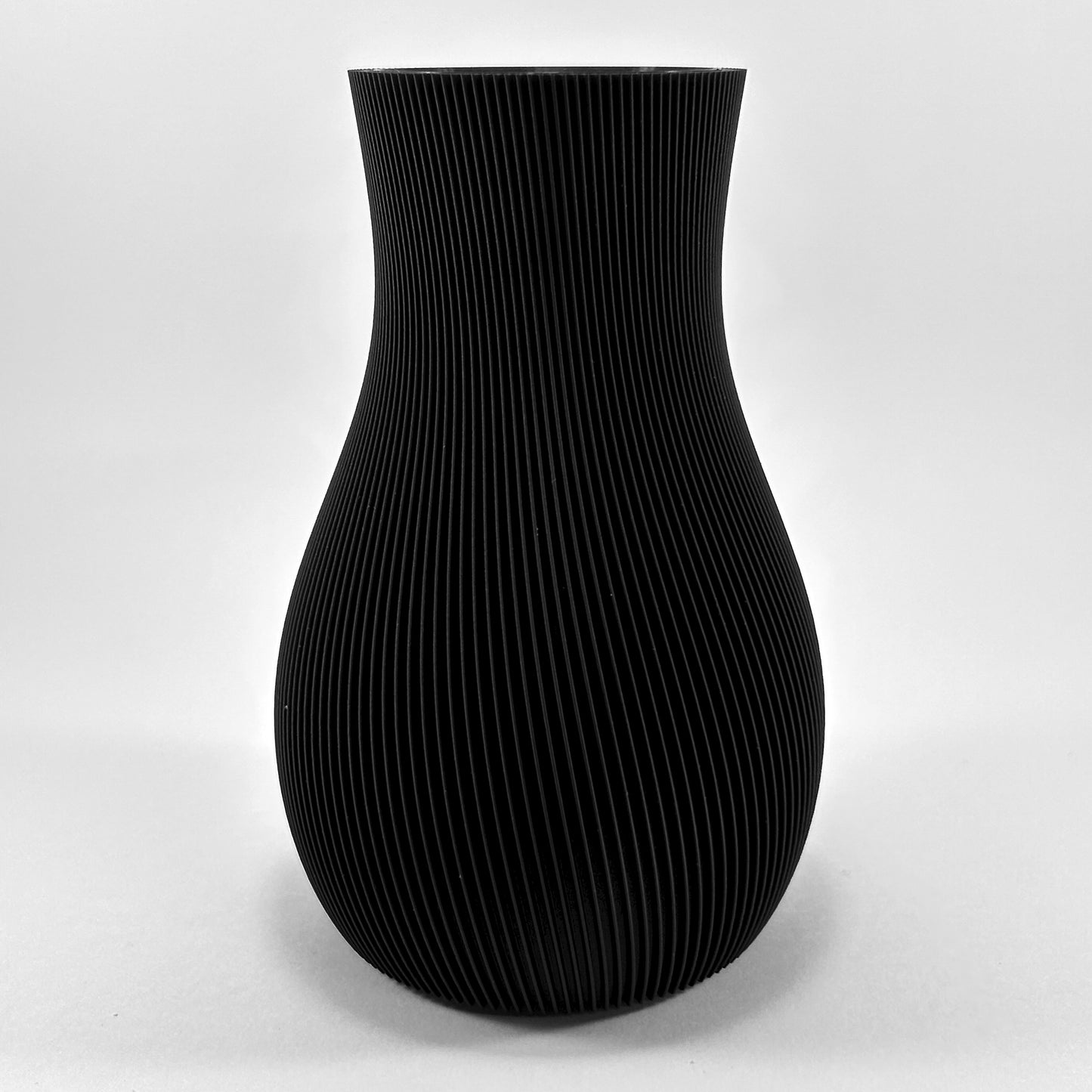 Luma Vase - 20 cm - Sort